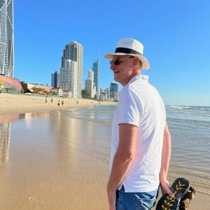 Meet your Posher, Liviu